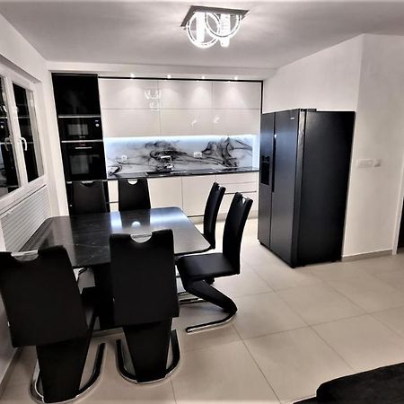 Bartol Luxury Apartments Krk Croatia, With Own Hot Tub - Whirlpool كرك المظهر الخارجي الصورة