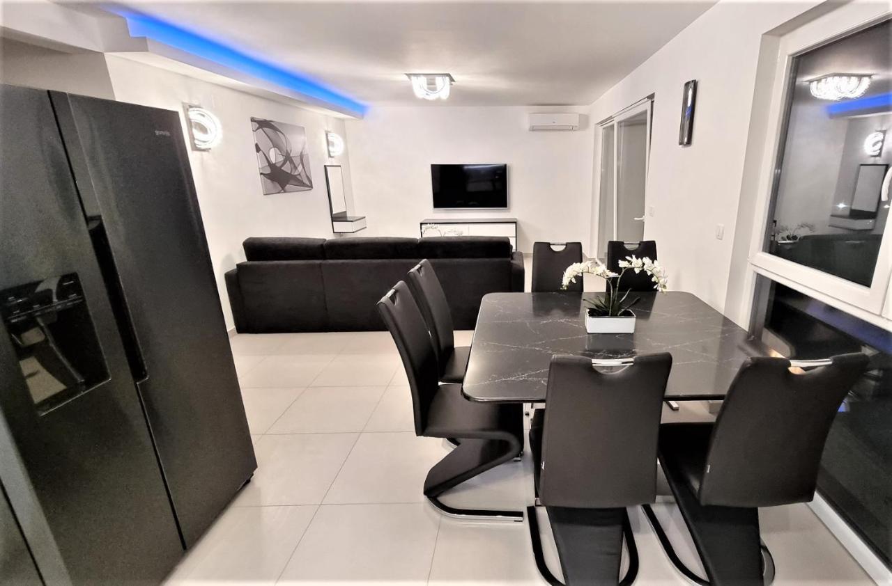 Bartol Luxury Apartments Krk Croatia, With Own Hot Tub - Whirlpool كرك المظهر الخارجي الصورة