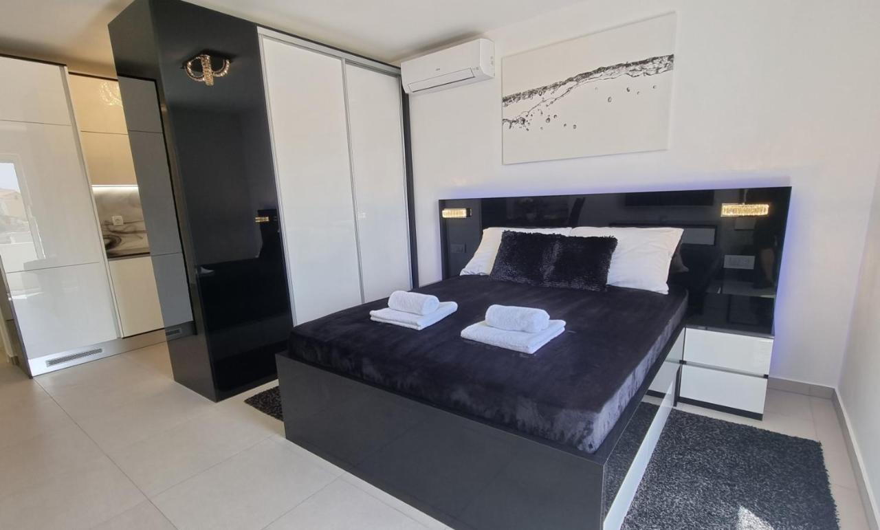 Bartol Luxury Apartments Krk Croatia, With Own Hot Tub - Whirlpool كرك المظهر الخارجي الصورة