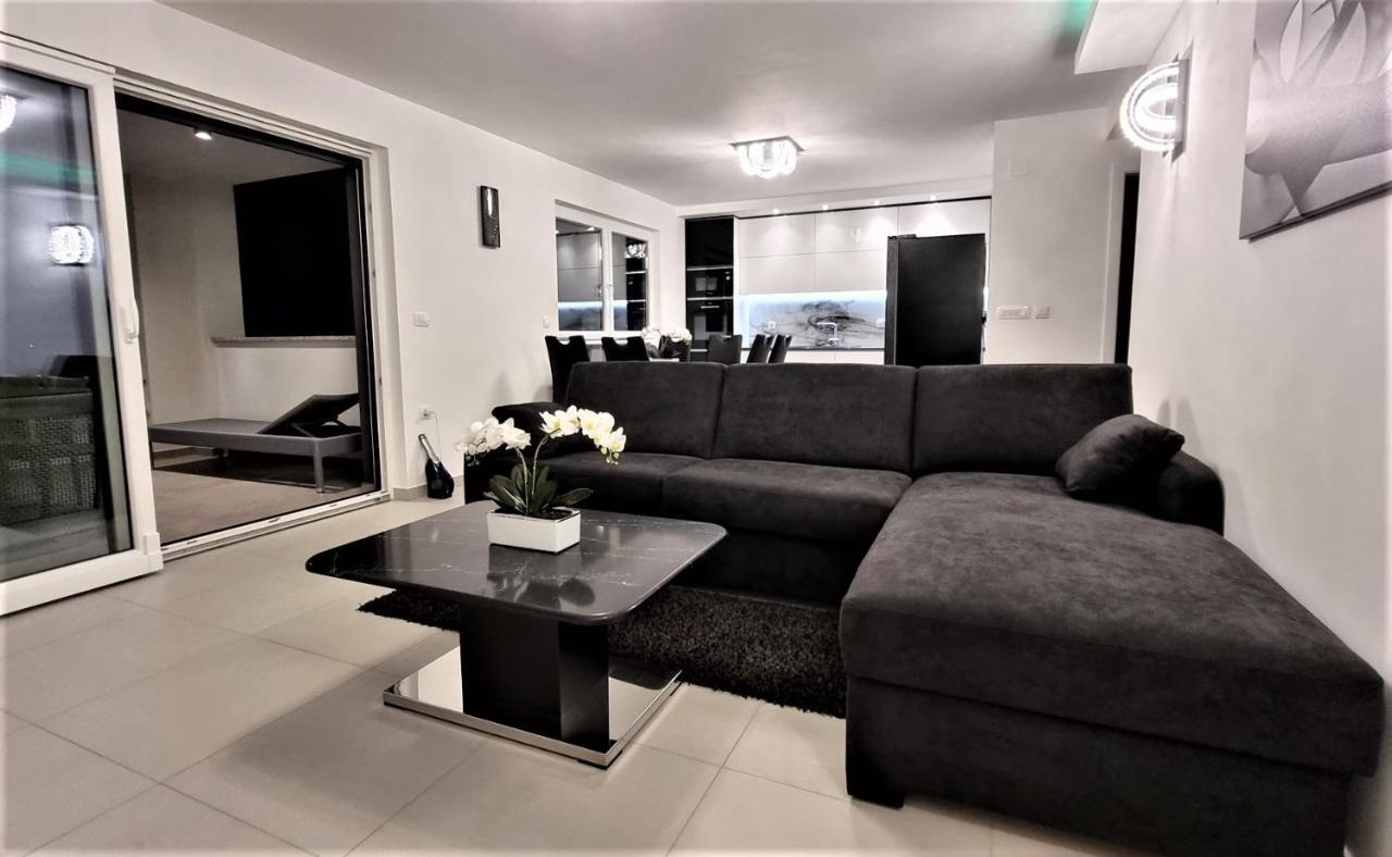 Bartol Luxury Apartments Krk Croatia, With Own Hot Tub - Whirlpool كرك المظهر الخارجي الصورة