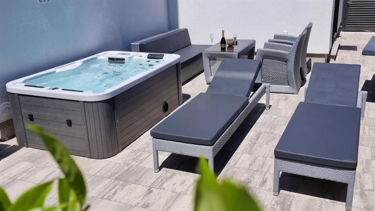 Bartol Luxury Apartments Krk Croatia, With Own Hot Tub - Whirlpool كرك المظهر الخارجي الصورة