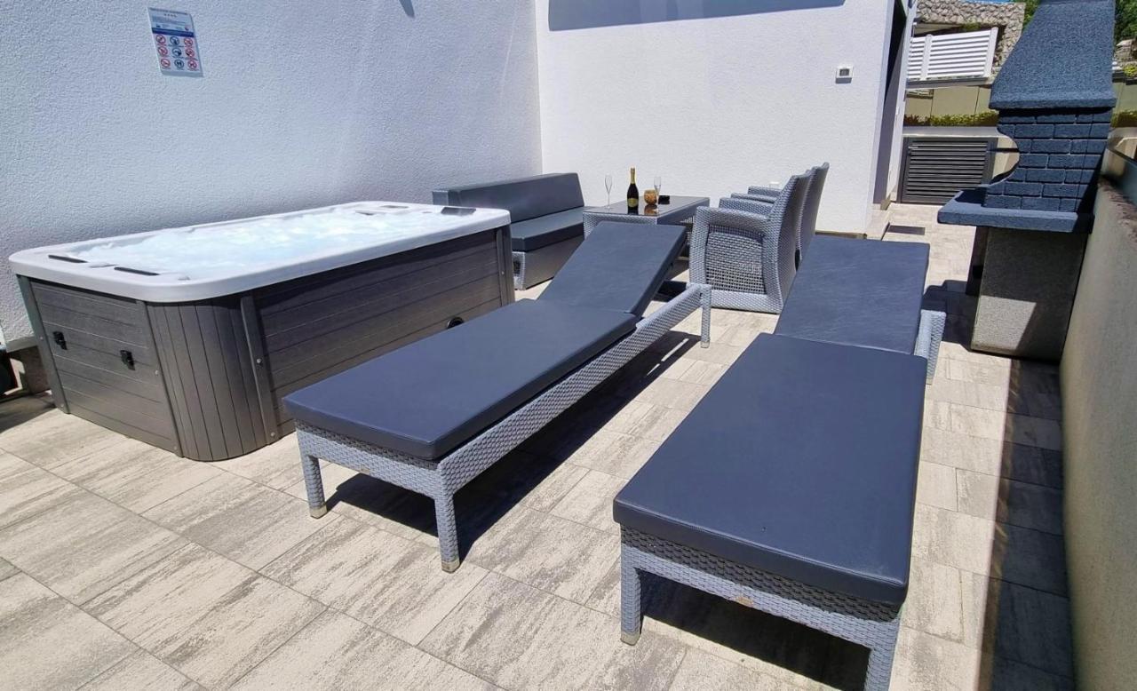 Bartol Luxury Apartments Krk Croatia, With Own Hot Tub - Whirlpool كرك المظهر الخارجي الصورة