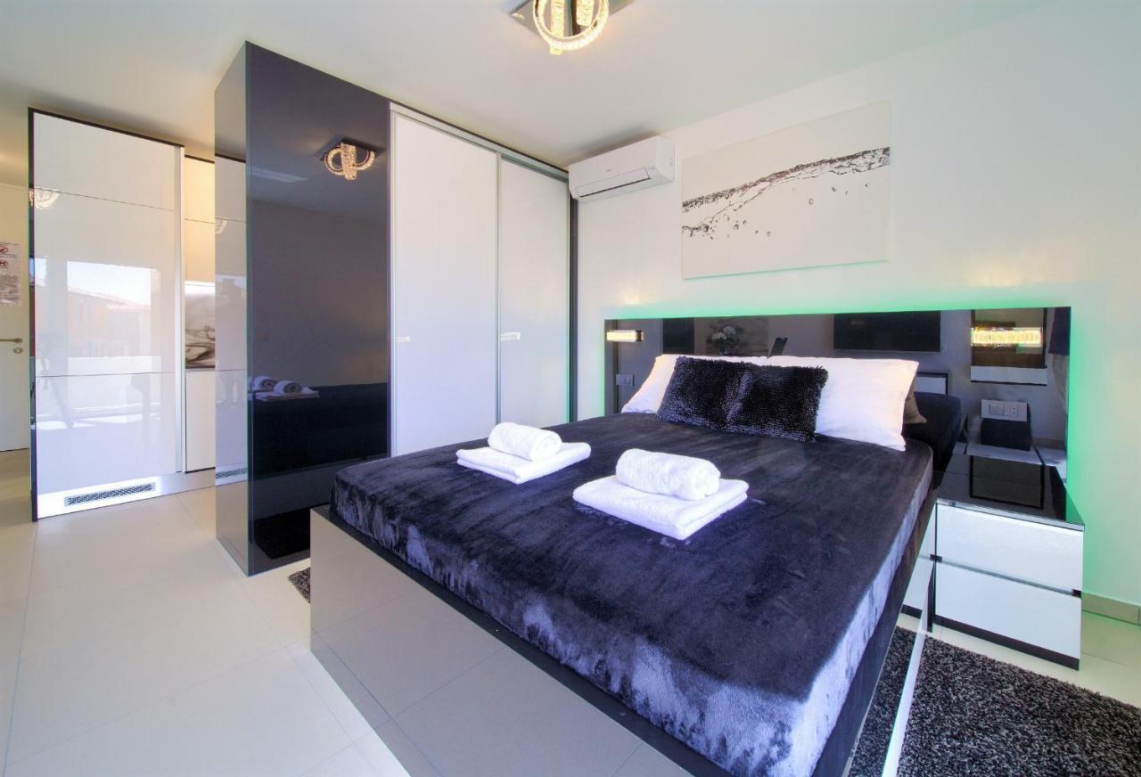Bartol Luxury Apartments Krk Croatia, With Own Hot Tub - Whirlpool كرك المظهر الخارجي الصورة
